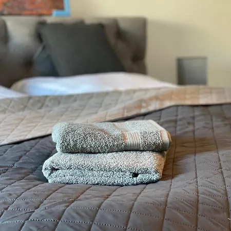 Schoenes - Netflix-nespresso Дуйсбург