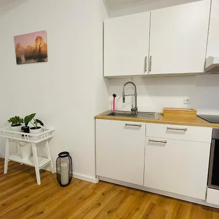 Schoenes - Netflix-nespresso * 뒤스부르크