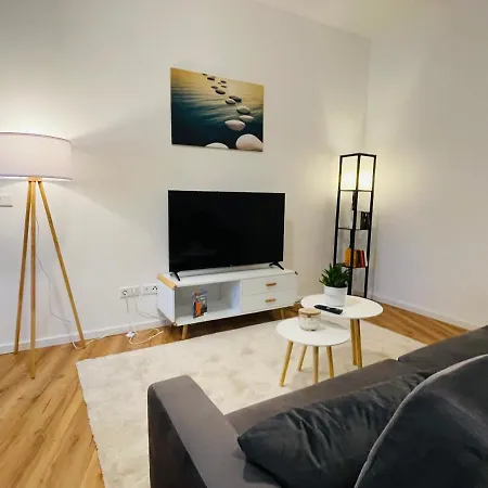 Schoenes - Netflix-nespresso * Дуйсбург